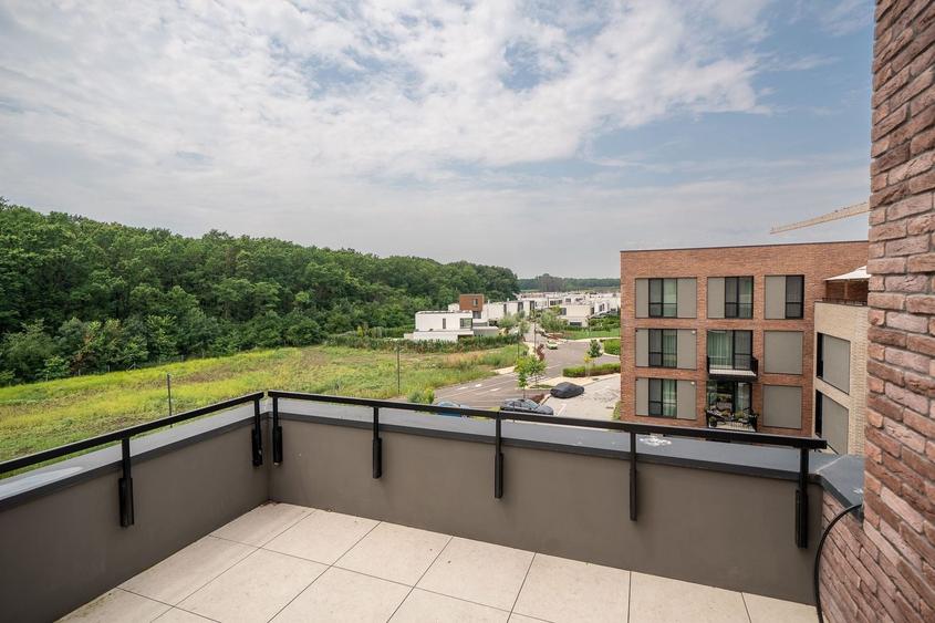Apartament cu 2 camere semidecomandat, mobilat în Tunari