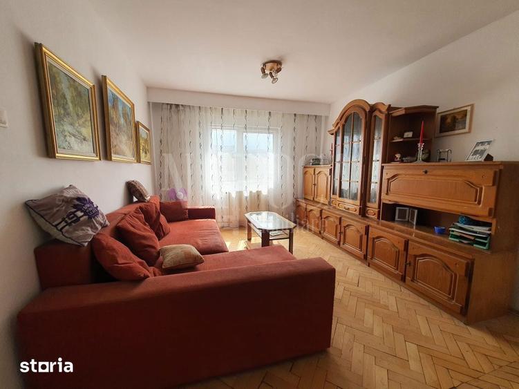 Apartament cu 4 camere decomandat în Mărăști