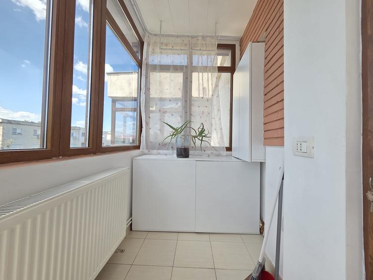 Apartament cu 2 camere decomandat în Siderurgiștilor