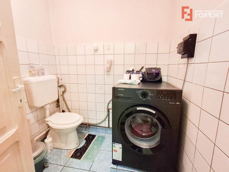 Casă individuală cu 5 camere cu Canalizare în Giarmata