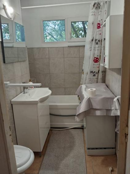 Apartament cu 2 camere în Podu Roș