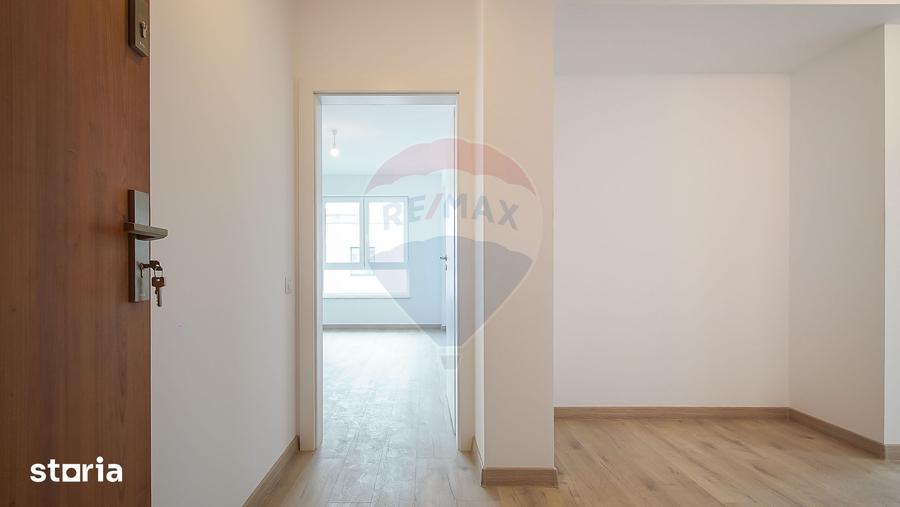 Apartament cu 3 camere în Tractorul
