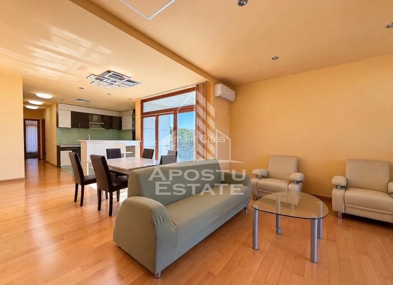 Penthouse 3 camere, parcare proprie + boxa, zona Sagului, Timisoara