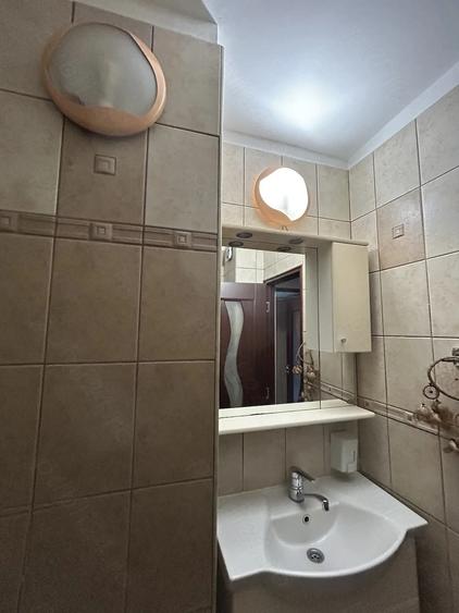 Apartament cu 2 camere decomandat în Carpați 2