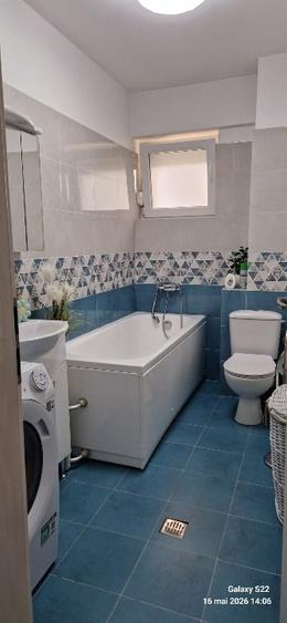Apartament cu 2 camere decomandat, mobilat în Central