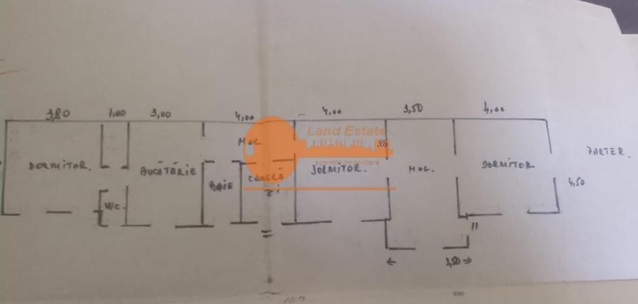 Casă individuală cu 6 camere cu Canalizare în Crângași
