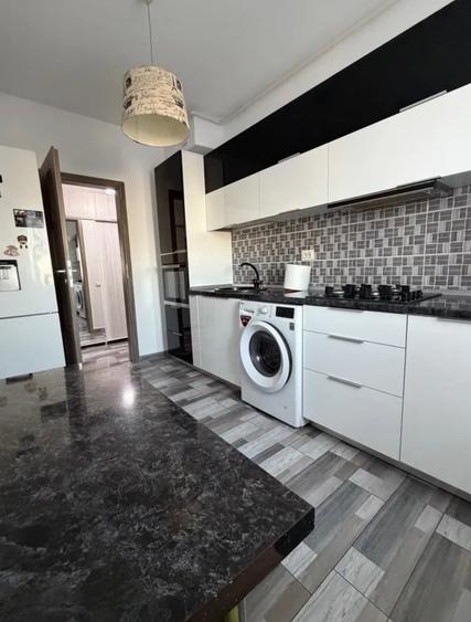 Apartament cu 2 camere decomandat în Păcii