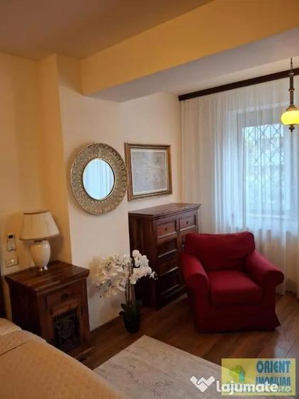 Apartament cu 3 camere decomandat în Ultracentral