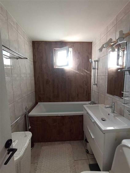 Apartament cu 3 camere decomandat, mobilat în Aviației