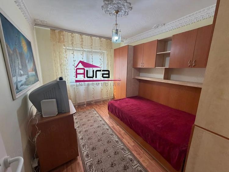 Apartament cu 3 camere decomandat în E3