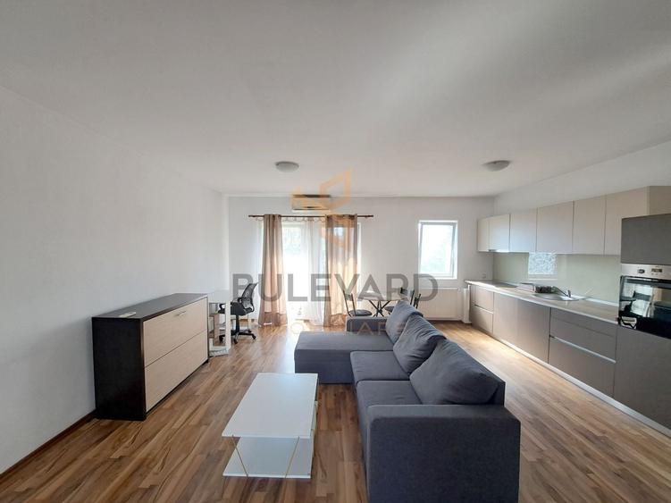 Apartament cu 2 camere semidecomandat, mobilat în Gheorgheni