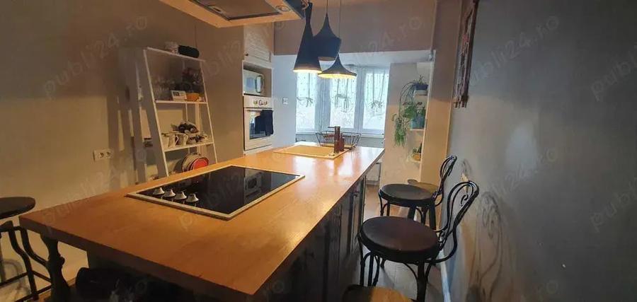 Apartament cu 3 camere decomandat, mobilat în Gara
