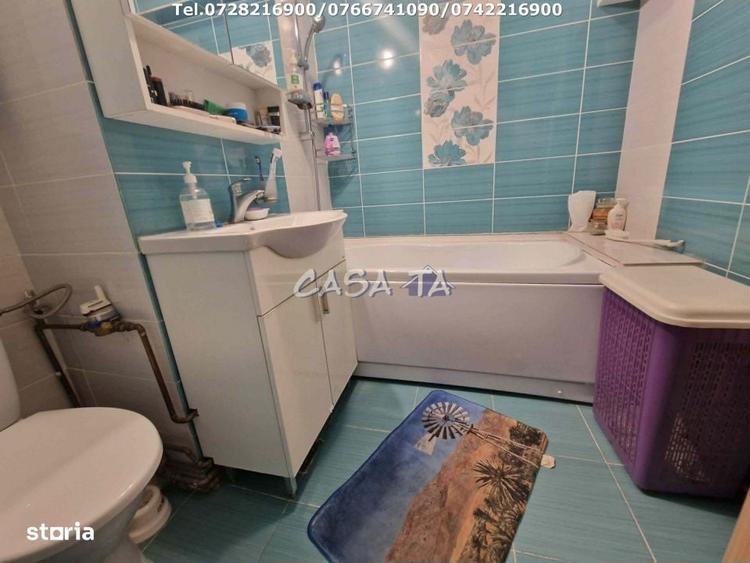 Apartament cu 4 camere decomandat în Central