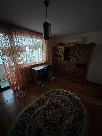 Apartament cu 3 camere în Cornișa