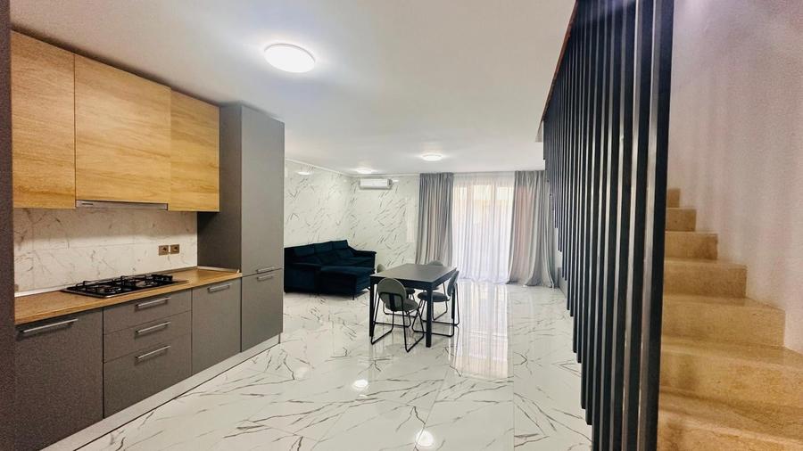 Duplex cu 5 camere cu Canalizare în Otopeni