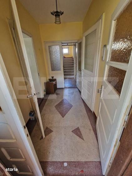 Casă cu 4 camere în Ultracentral