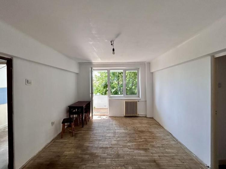 Apartament cu 2 camere semidecomandat în Central