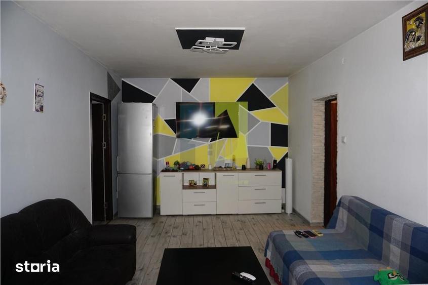 Apartament cu 3 camere semidecomandat în Ultracentral