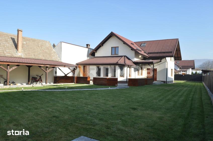 Casă cu 4 camere cu Teren 800 Mp în Cristian