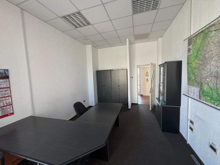 Spațiu comercial, de 238,708 mp, în Central