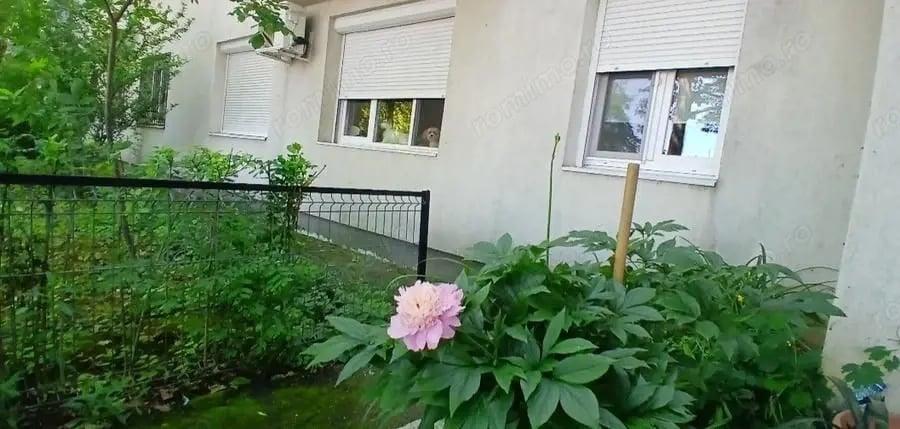Apartament cu 2 camere semidecomandat, mobilat în Pajura