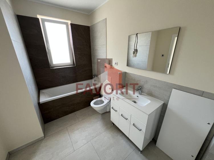Duplex cu 3 camere cu Canalizare în Bucovăț (Remetea Mare)