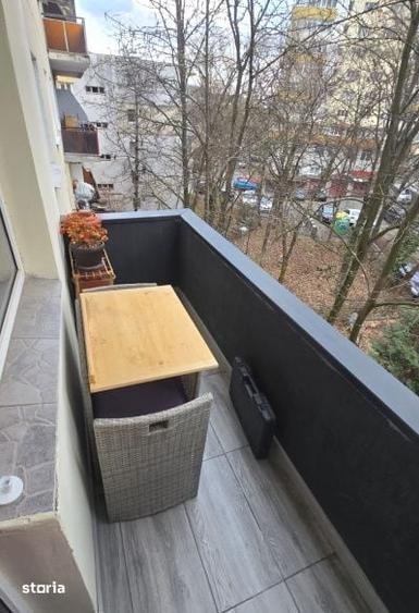 Apartament cu 3 camere în Zorilor