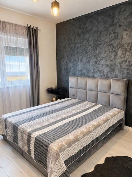 Apartament cu 3 camere decomandat, mobilat în Central