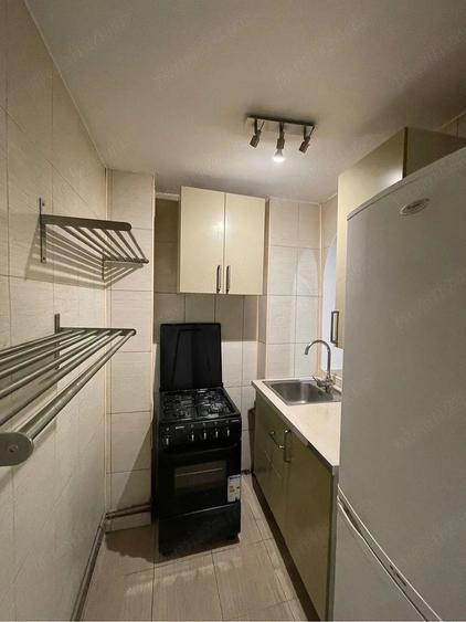 Apartament cu 3 camere nedecomandat în Lujerului