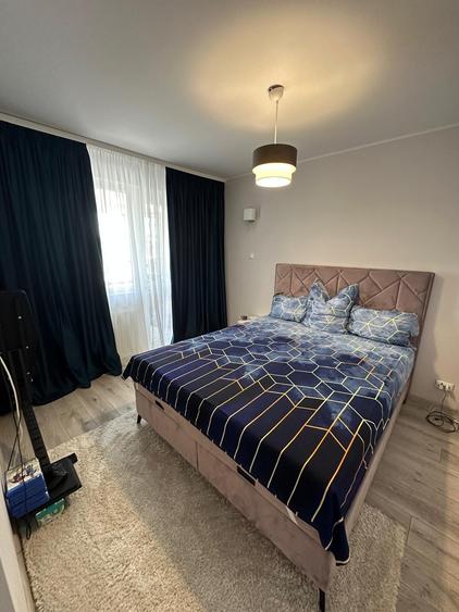 Apartament cu 2 camere semidecomandat, mobilat în Jiului