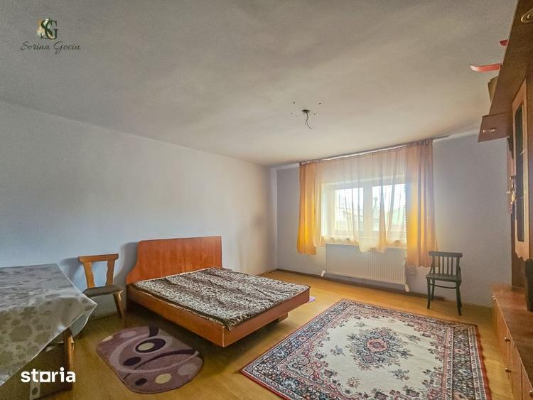Apartament cu 3 camere decomandat, mobilat în Central