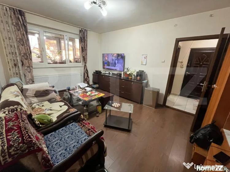 Apartament cu 2 camere semidecomandat în Central