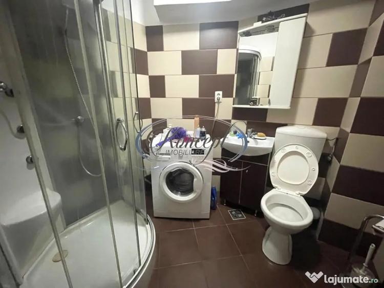 Apartament cu 3 camere semidecomandat, mobilat în Iris