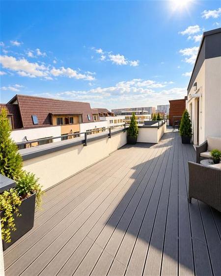 Penthouse cu 2 camere decomandat, mobilat în Tractorul