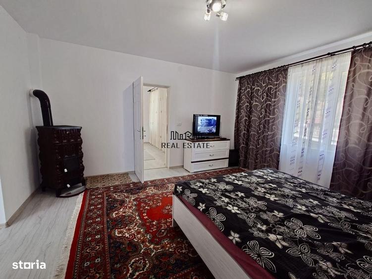 Casă cu 4 camere decomandat în Blăjeni