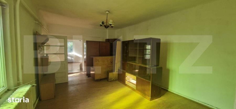 Casă cu 3 camere în Central