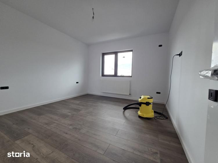 Casa individuala Independentei 5 camere 3 bai, dormitor parter, terasa - 14