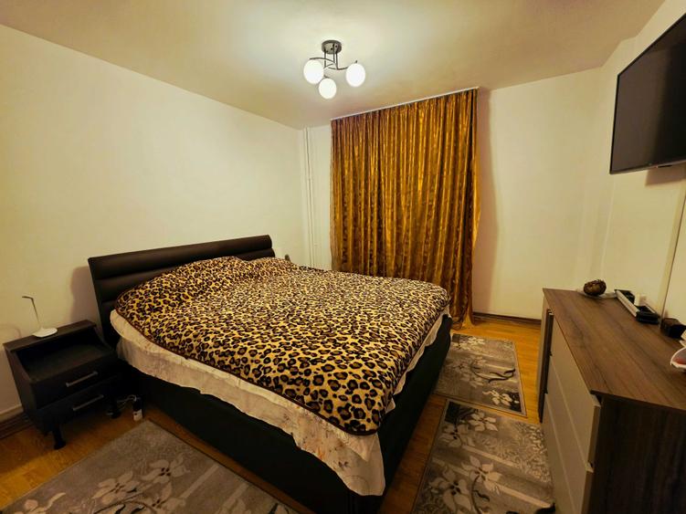 Apartament cu 3 camere decomandat în Nord