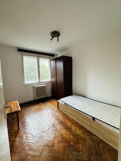 Apartament cu 4 camere decomandat în Gheorgheni