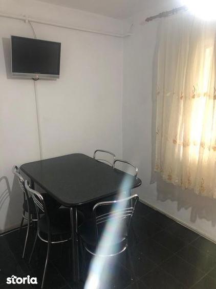 Apartament cu 2 camere decomandat, mobilat în Soarelui