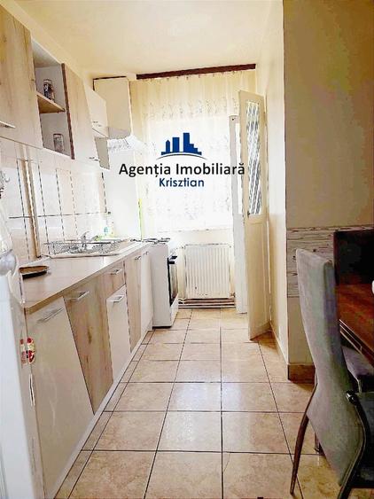 Apartament cu 2 camere semidecomandat în Micro 16