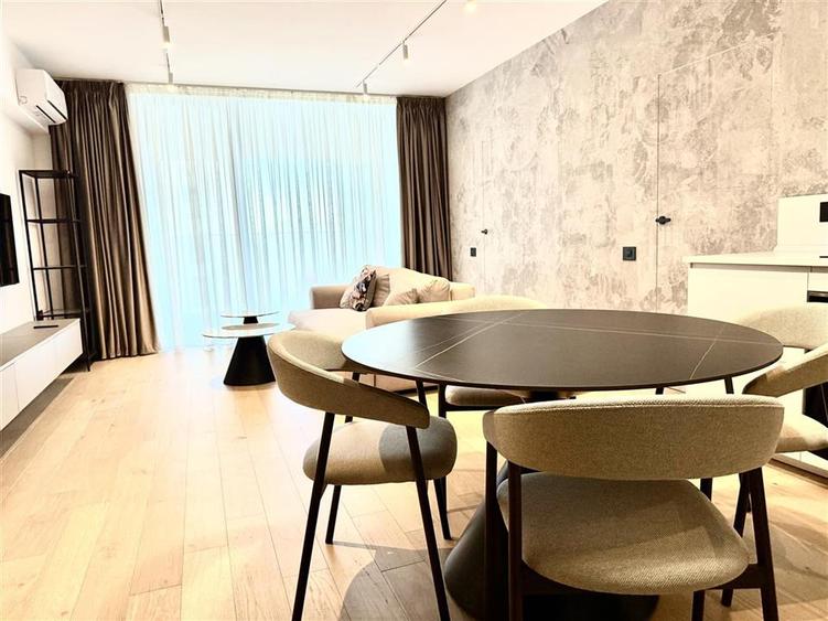 Apartament cu 2 camere decomandat, mobilat în Cotroceni