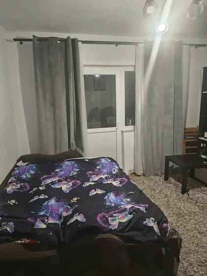 Apartament cu 3 camere decomandat în Canta