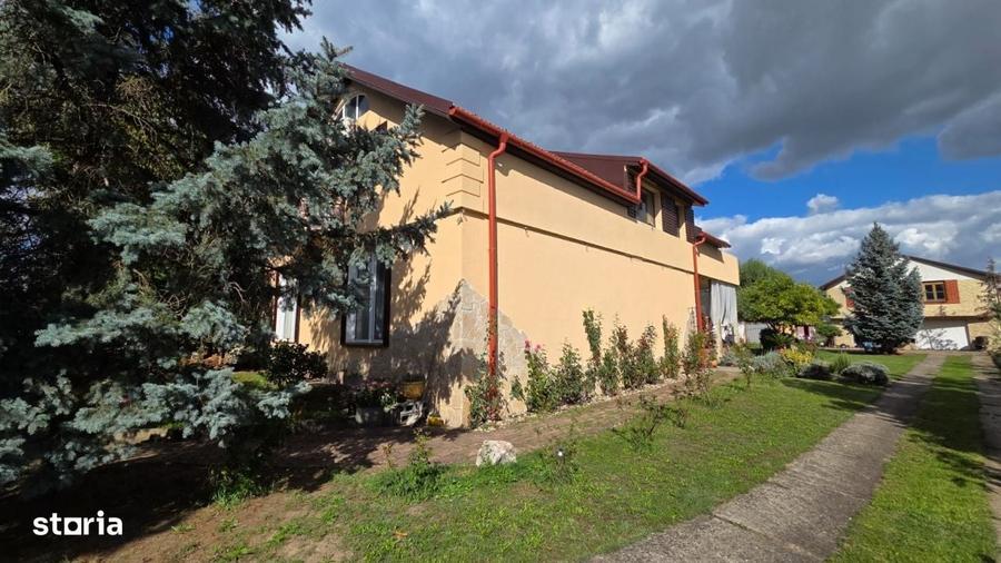 Casă cu 4 camere cu Teren 1560 Mp în Lucian Blaga