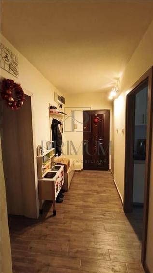 Apartament cu 4 camere decomandat, mobilat în Steaua