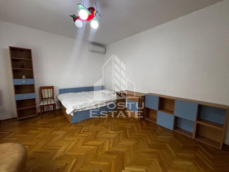 Apartament 4 camere, loc de parcare, zona Centrala - 17