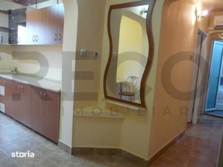 Apartament cu 2 camere decomandat în Rogerius