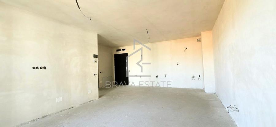Apartament cu 2 camere semidecomandat în Mărăști