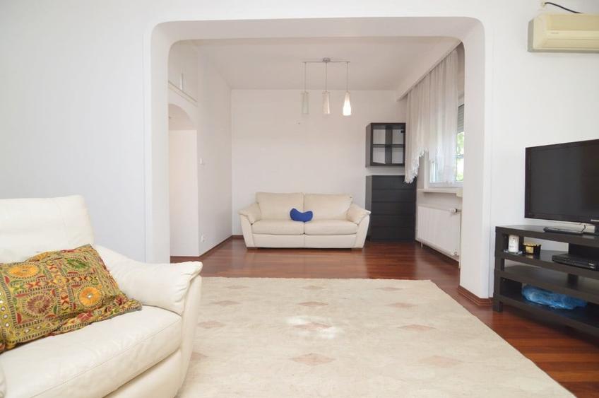 Apartament cu 2 camere decomandat în Dorobanți