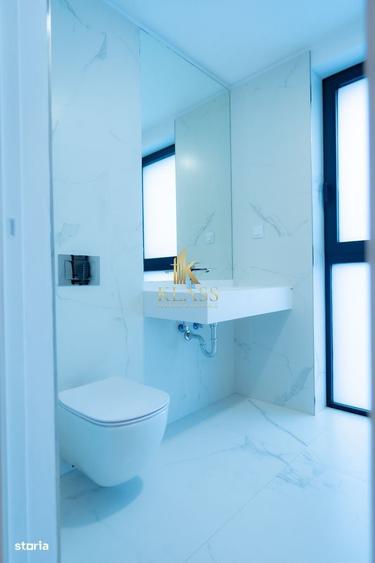 Apartament cu 3 camere în Tei